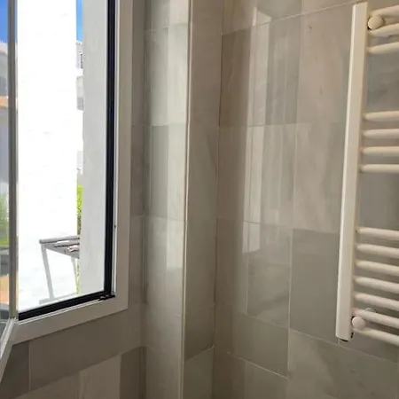 Beautiful 2 Bedroom In Puerto Banus ! Apartment